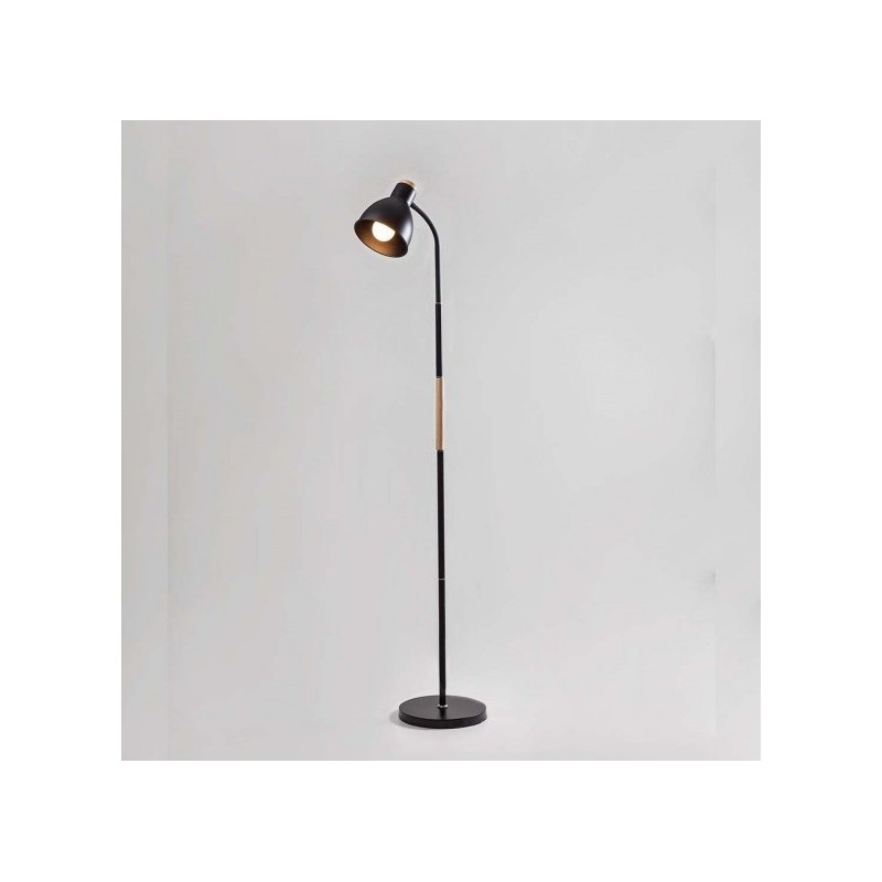 Lampara de pie de hierro con detalles en madera- negra